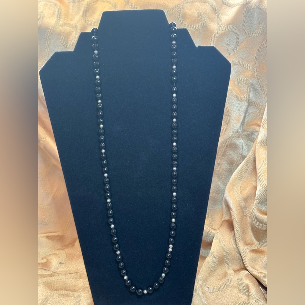Vintage Classic Black Beaded Necklace